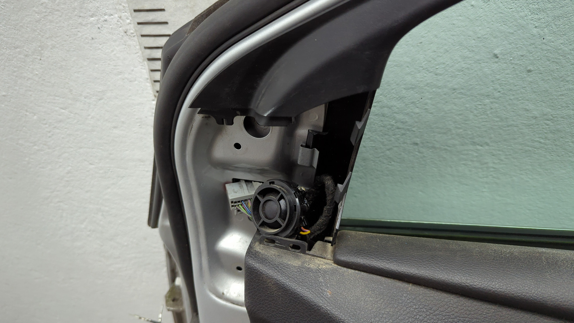 Дверь передняя правая