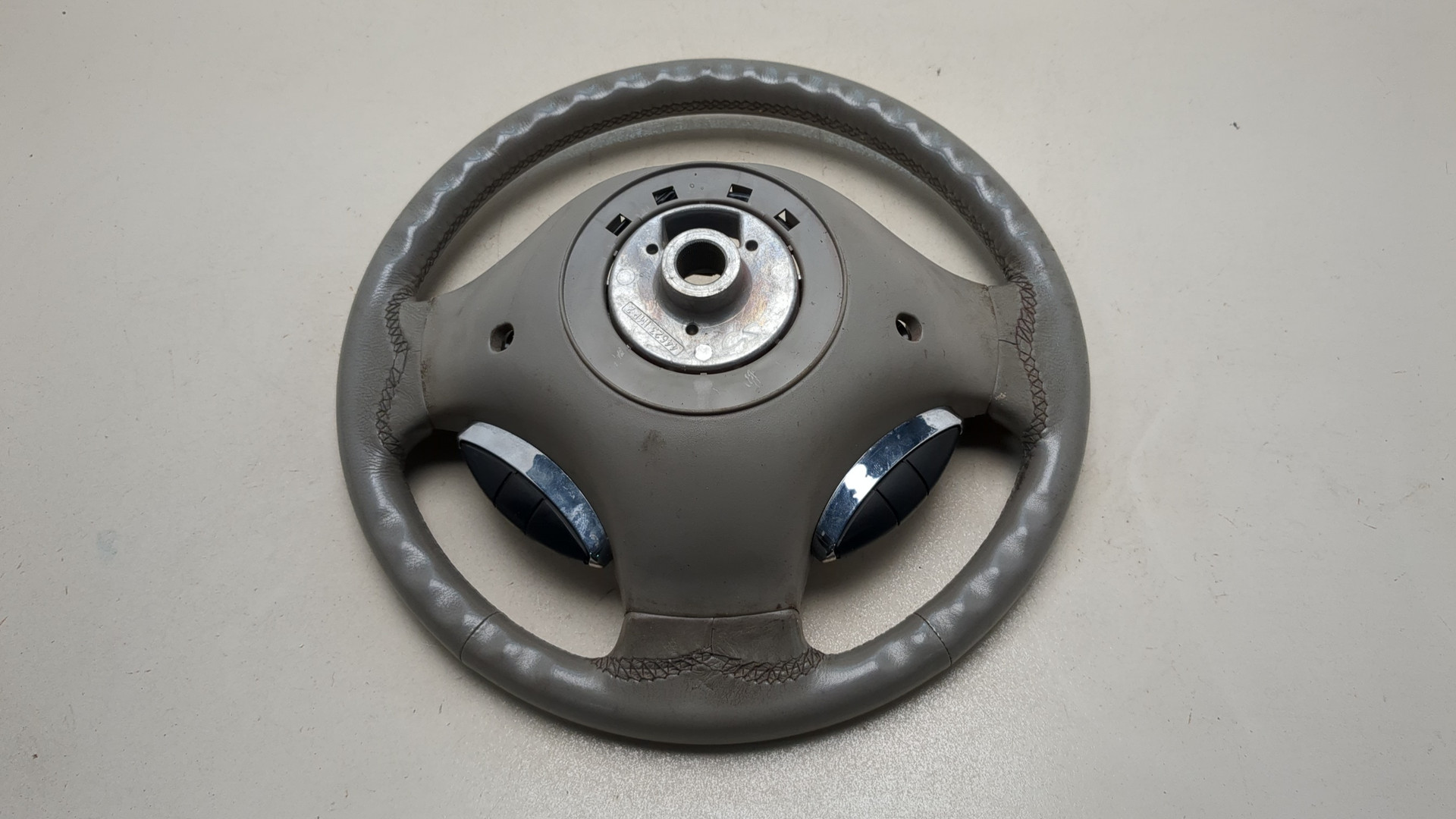 Рулевое колесо (руль)