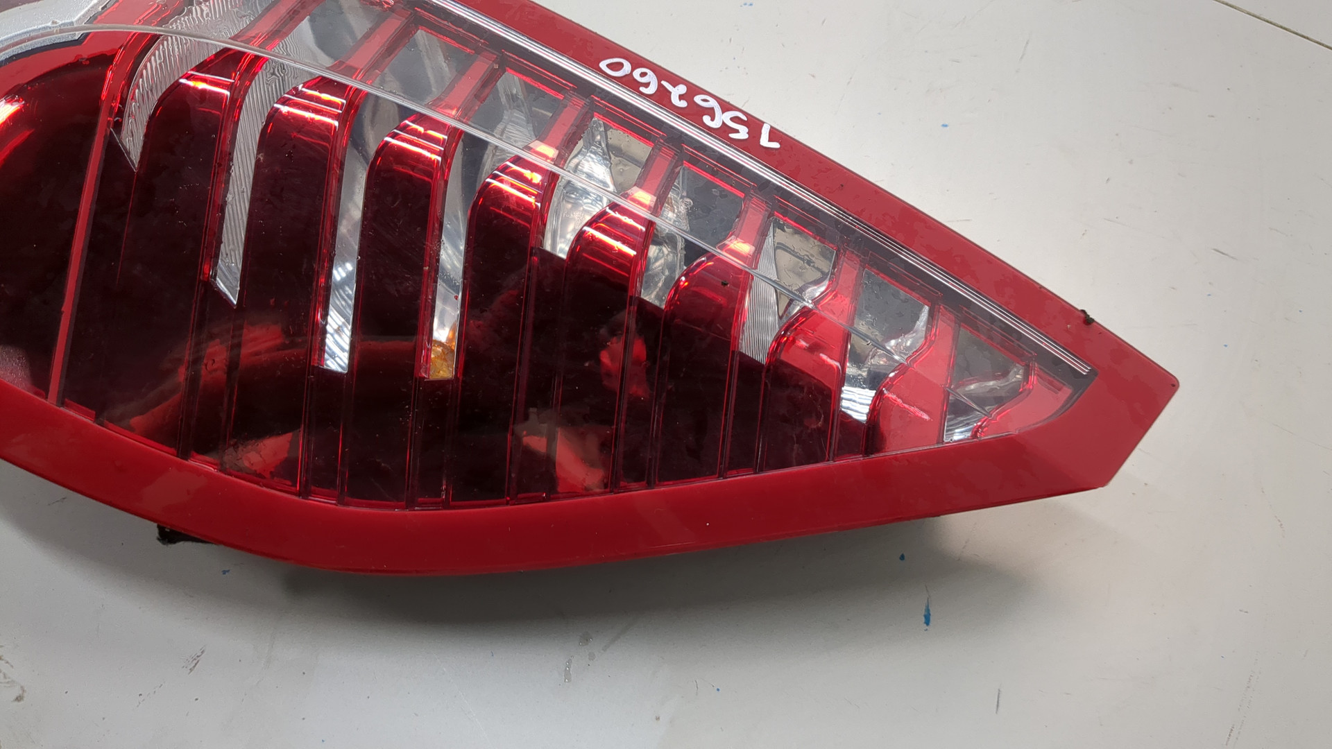 Фонарь задний правый