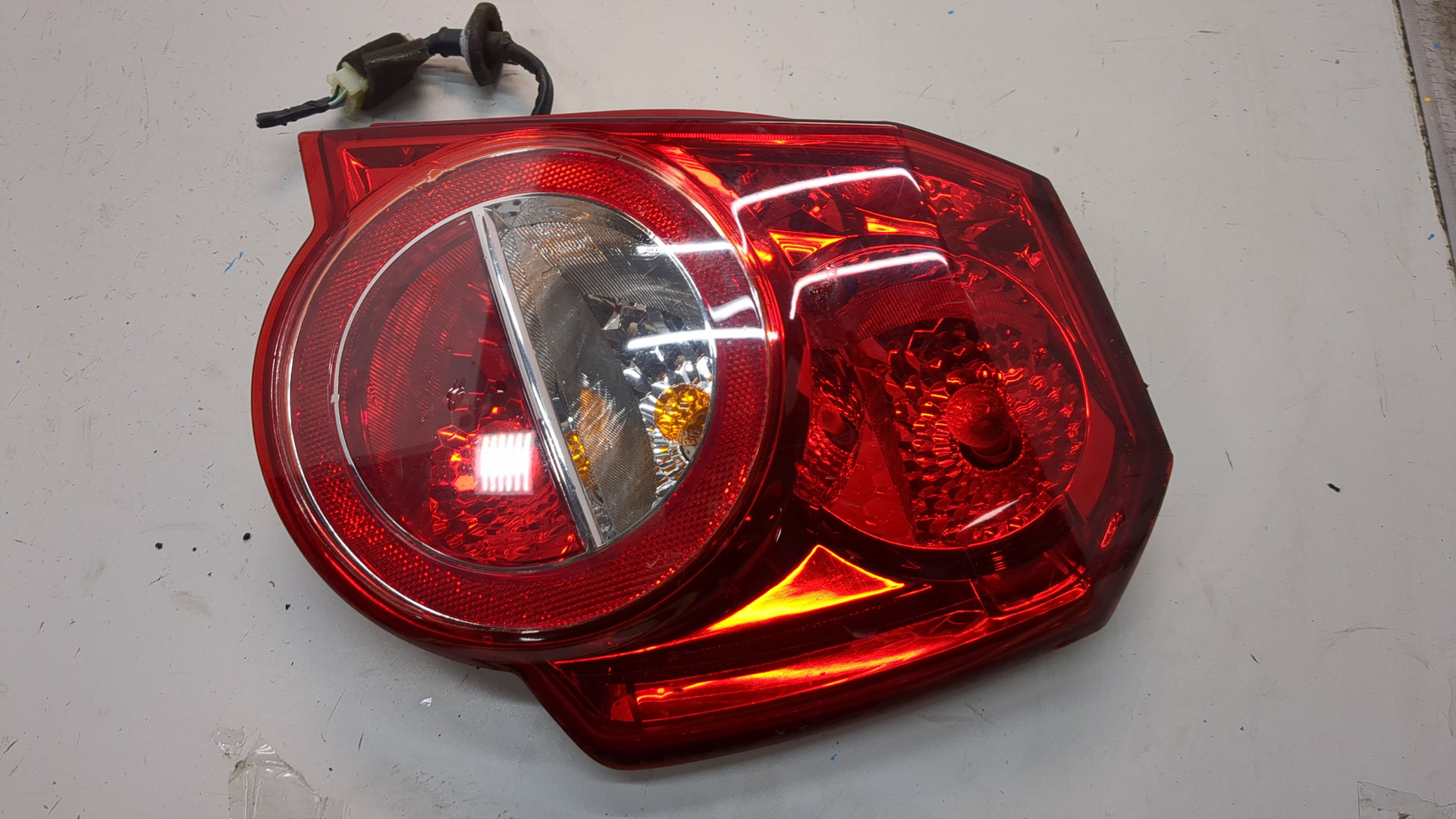 Фонарь задний правый