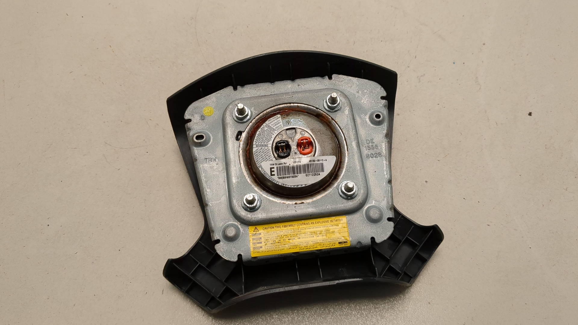 Подушка безопасности в рулевое колесо