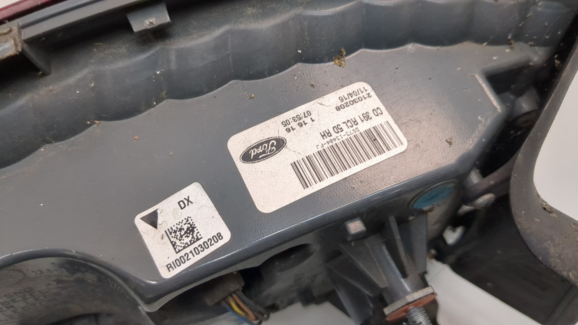 Фонарь задний правый