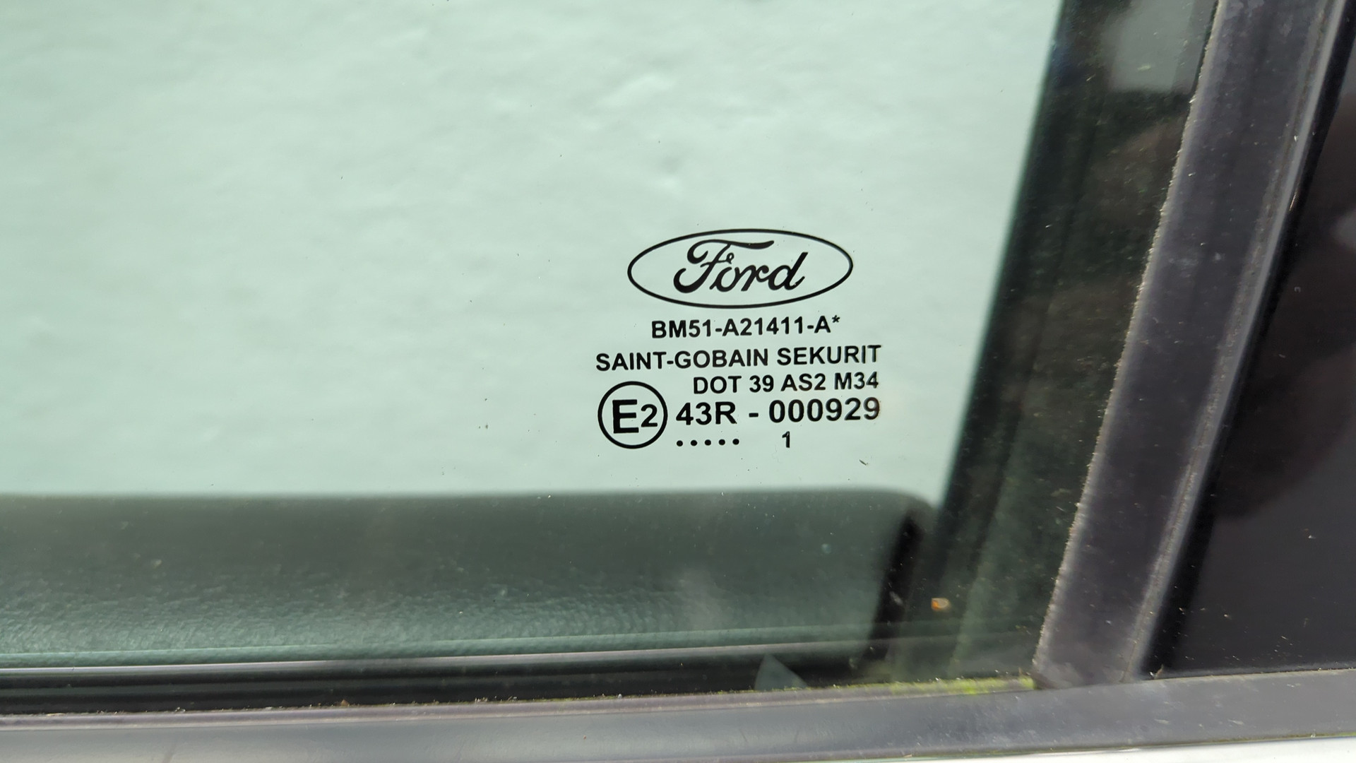 Дверь передняя левая