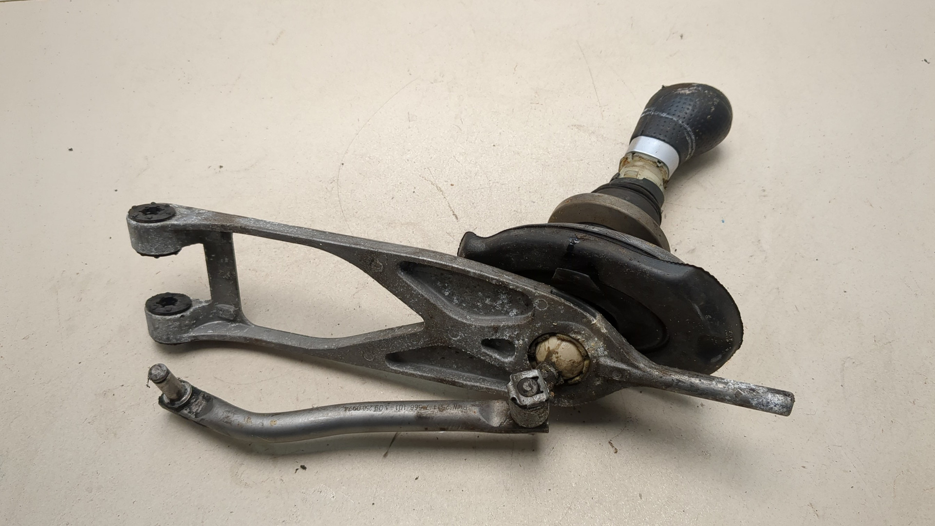 Кулиса МКПП / АКПП