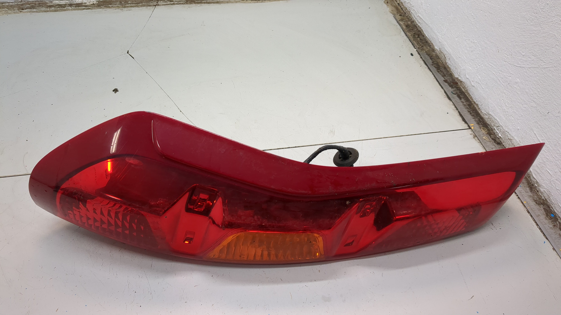 Фонарь задний левый