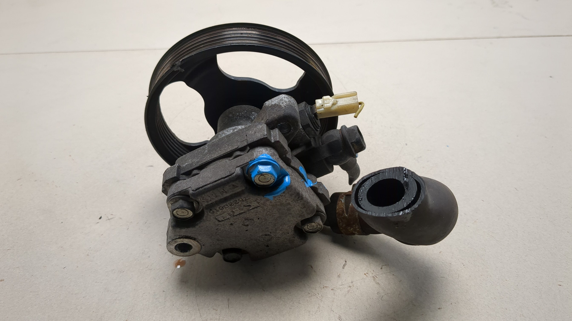 Насос ГУР (гидроусилитель руля)