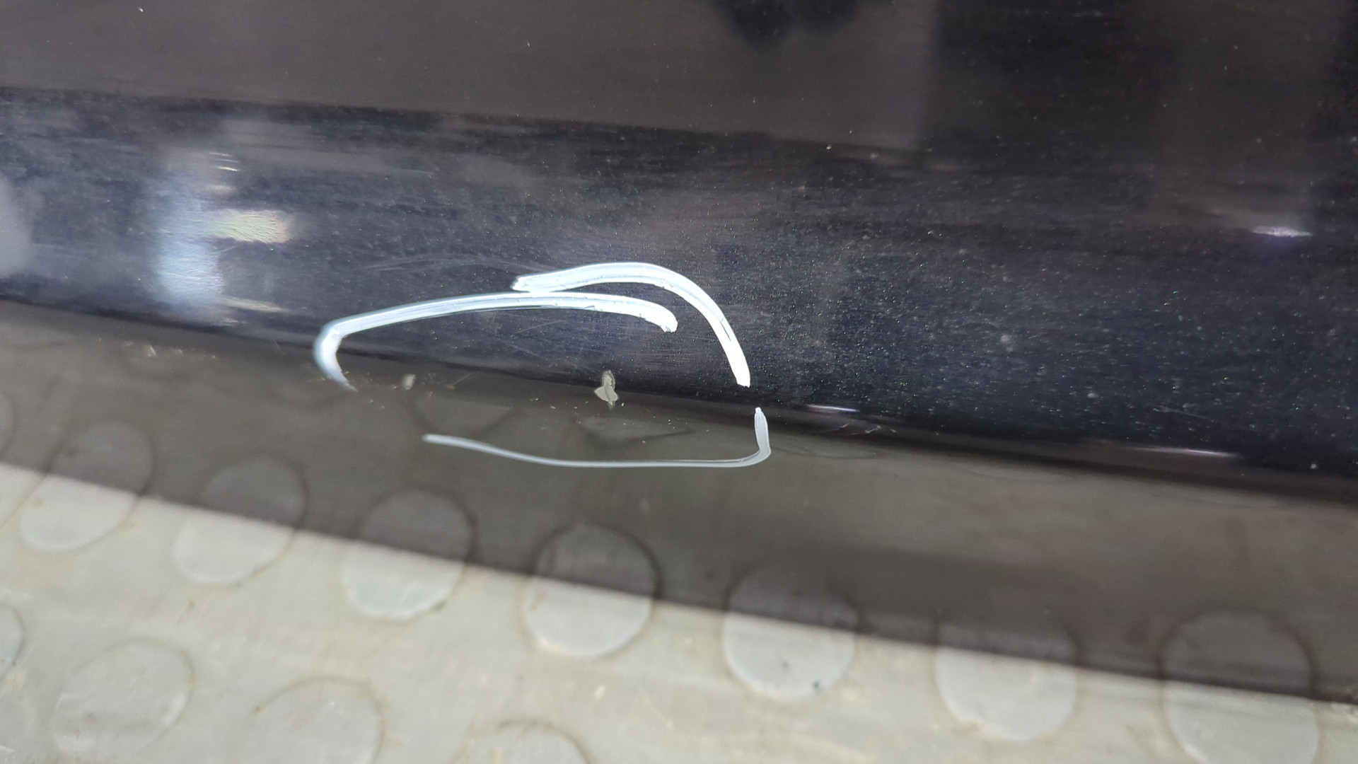 Дверь багажника