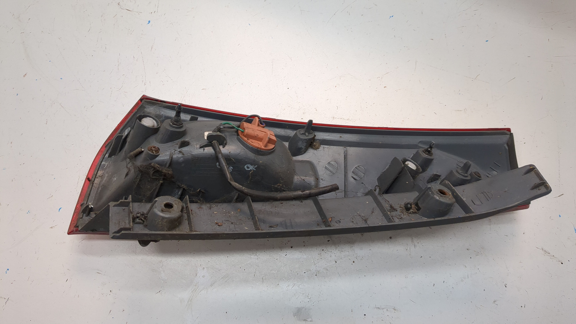 Фонарь задний правый