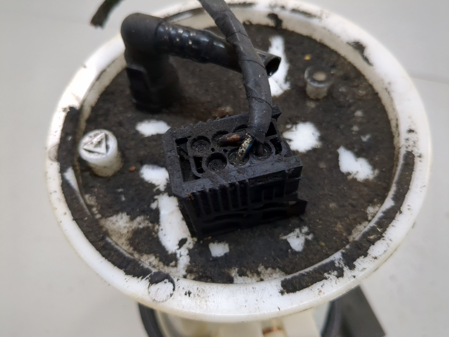 Насос топливный электрический