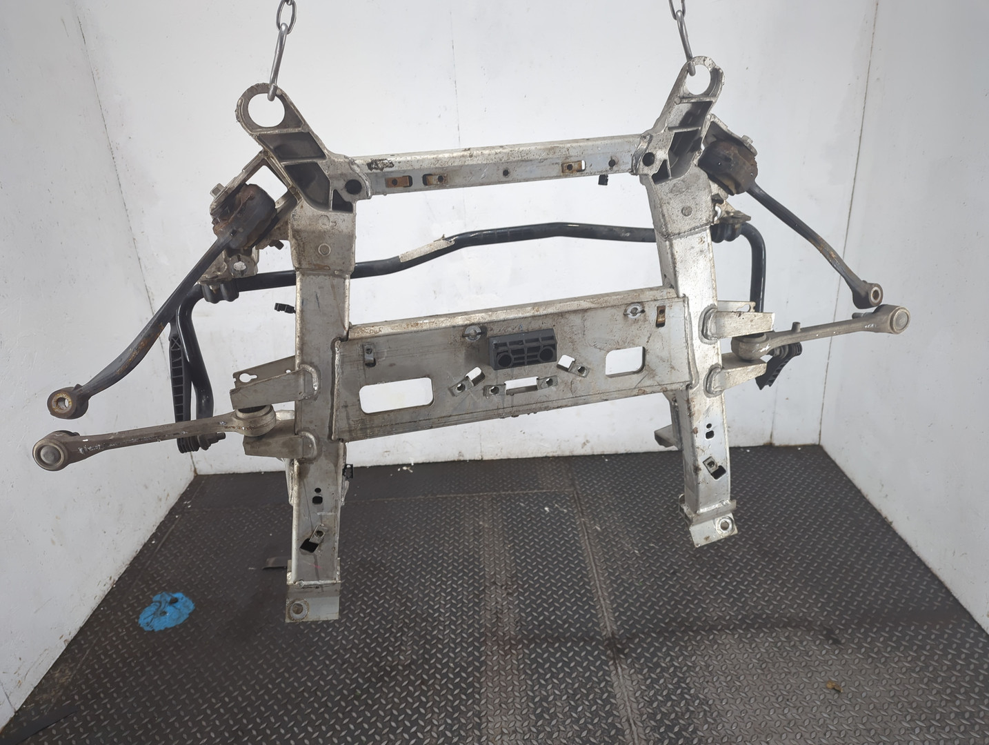 Балка подмоторная