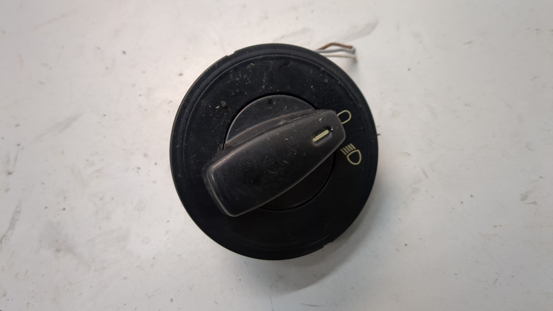 Переключатель света фар