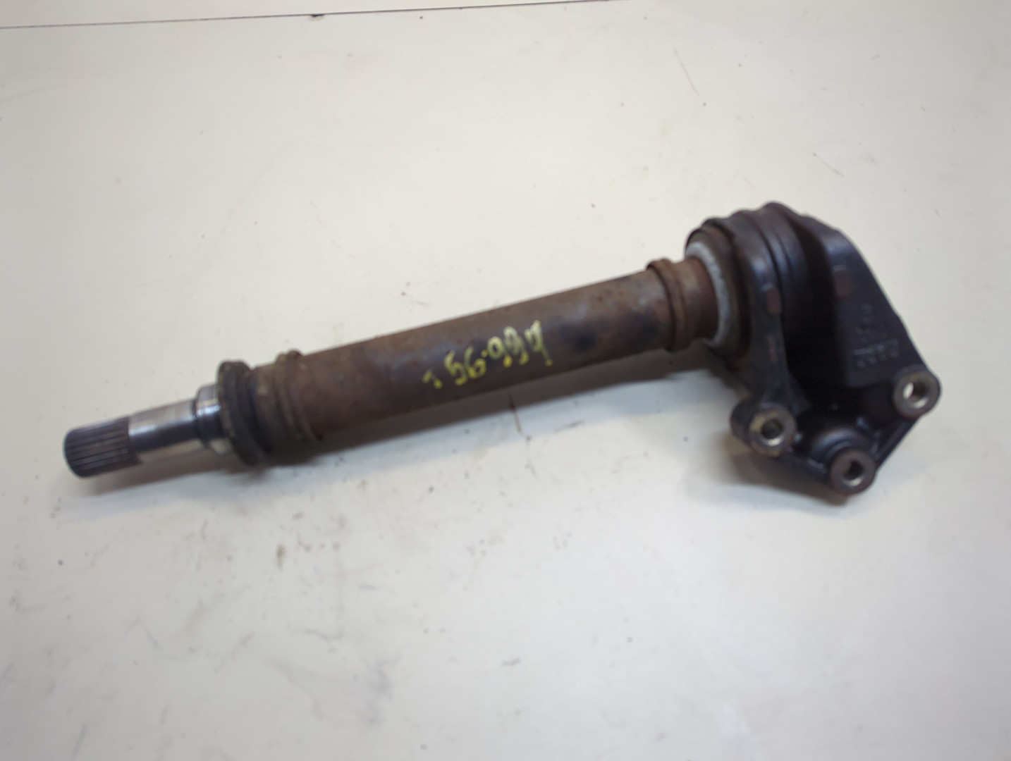 Полуось передняя правая