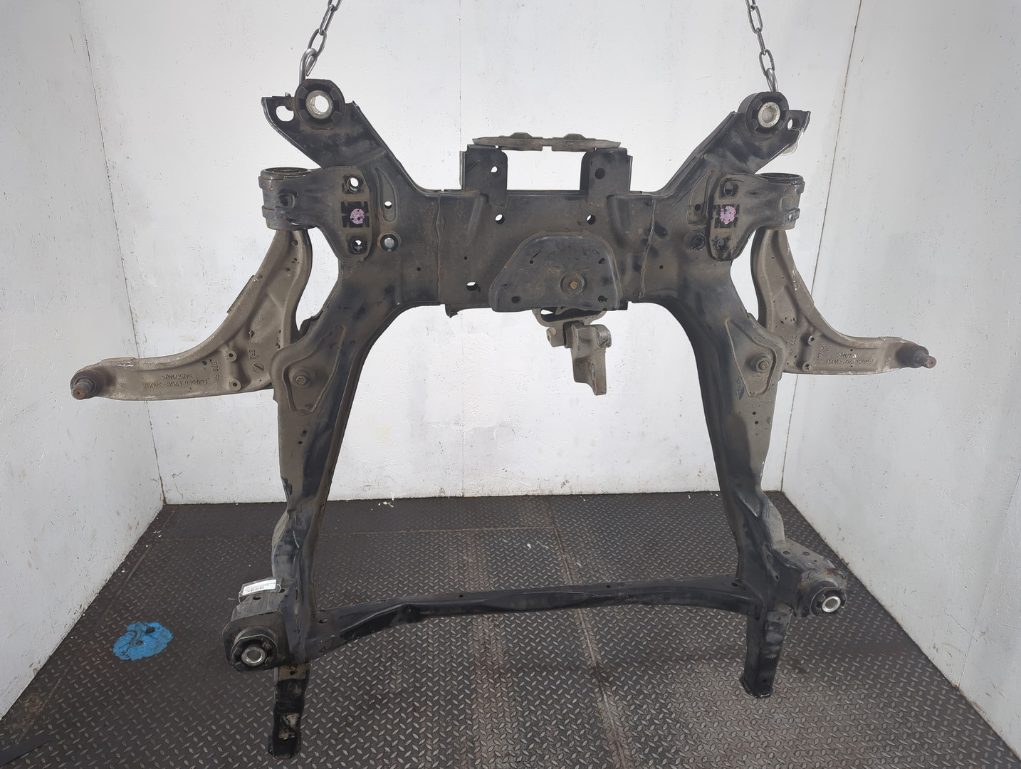 Балка подмоторная