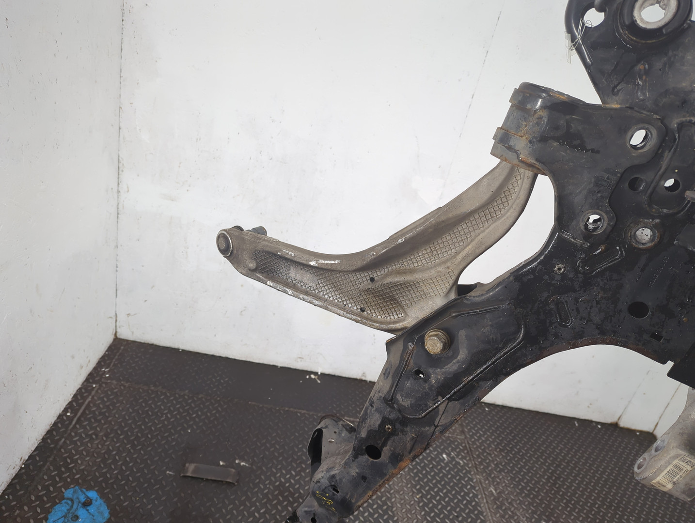 Балка подмоторная