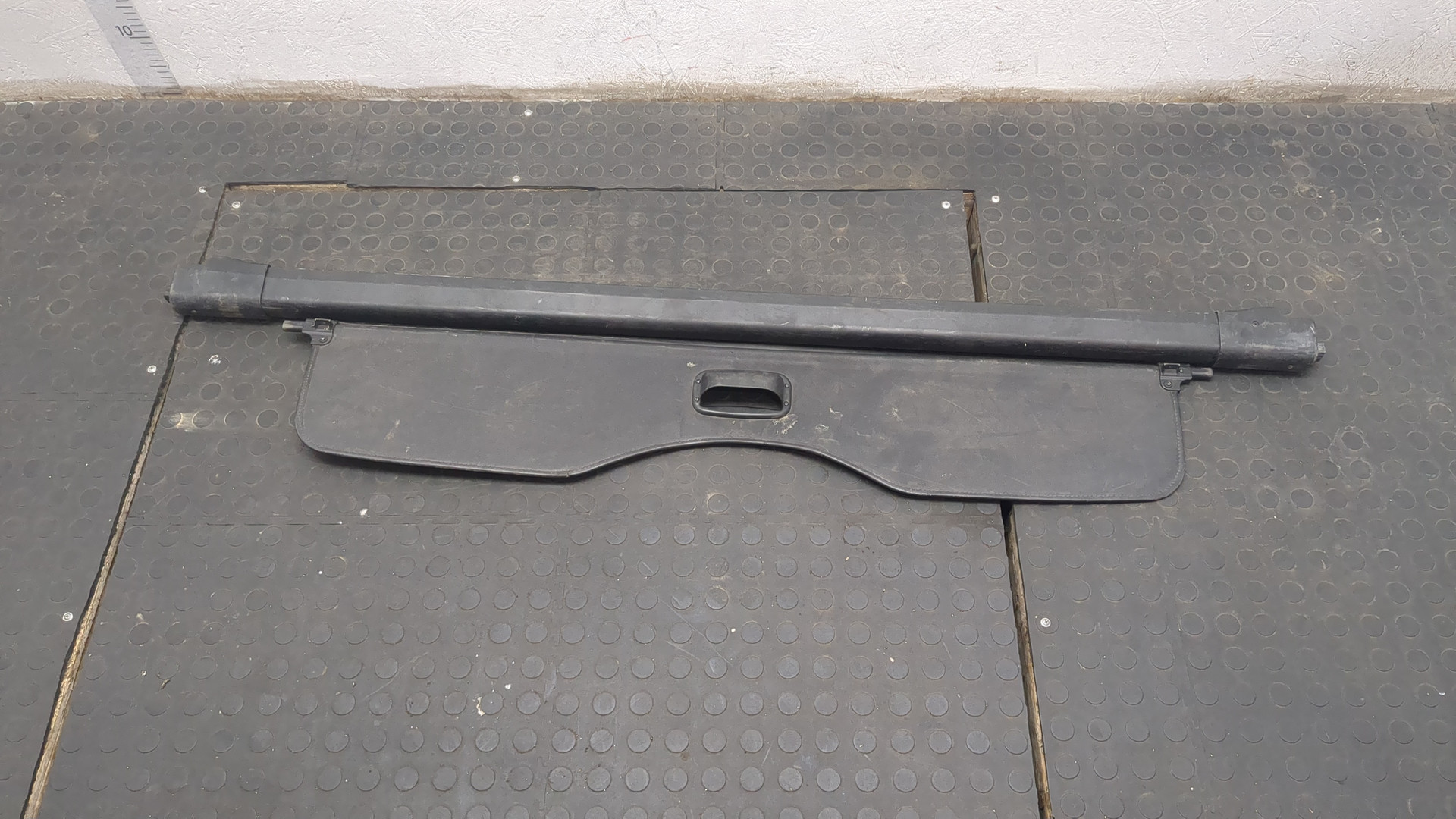 Шторка багажника