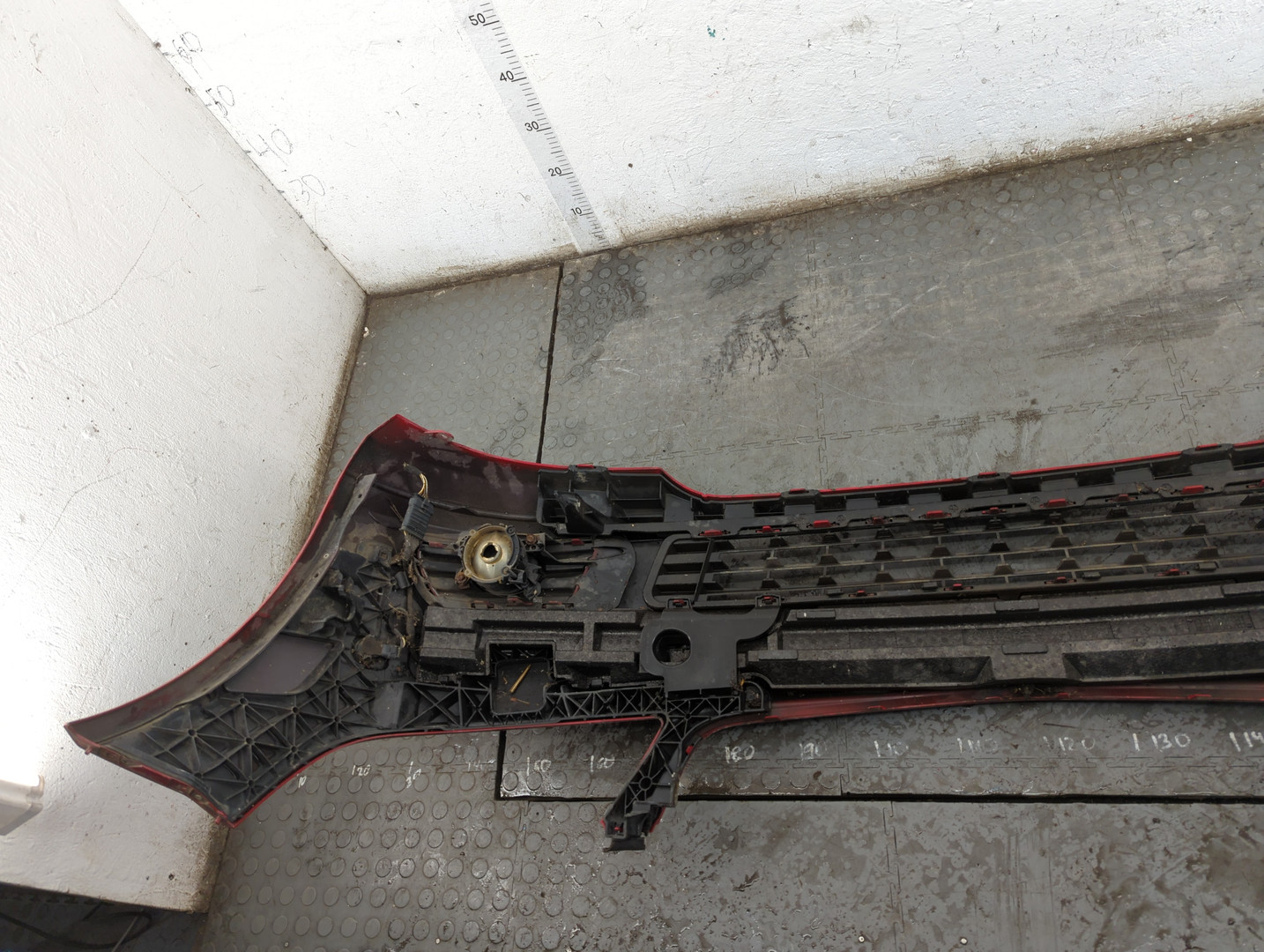 Бампер передний