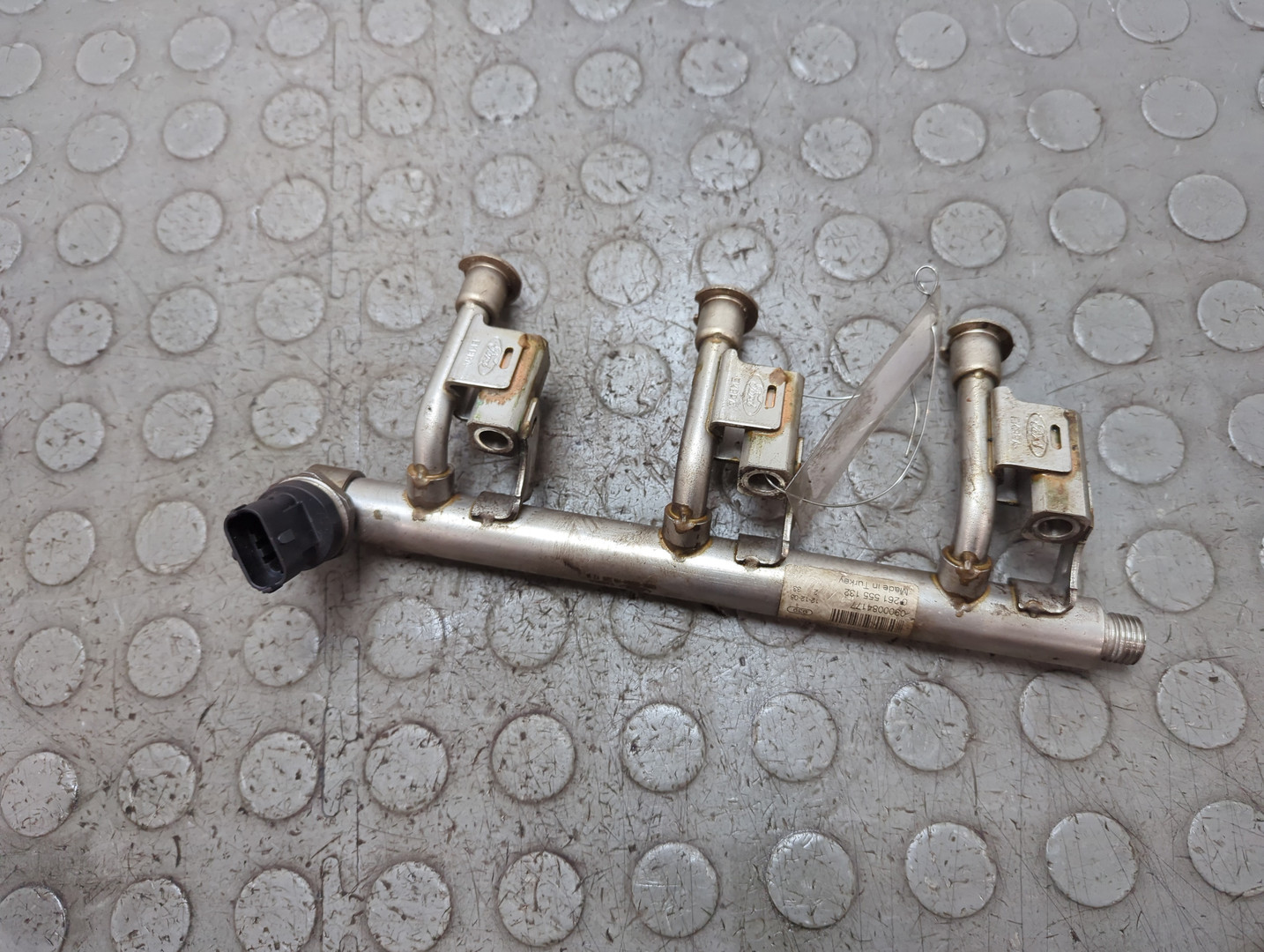 Рейка топливная (рампа)