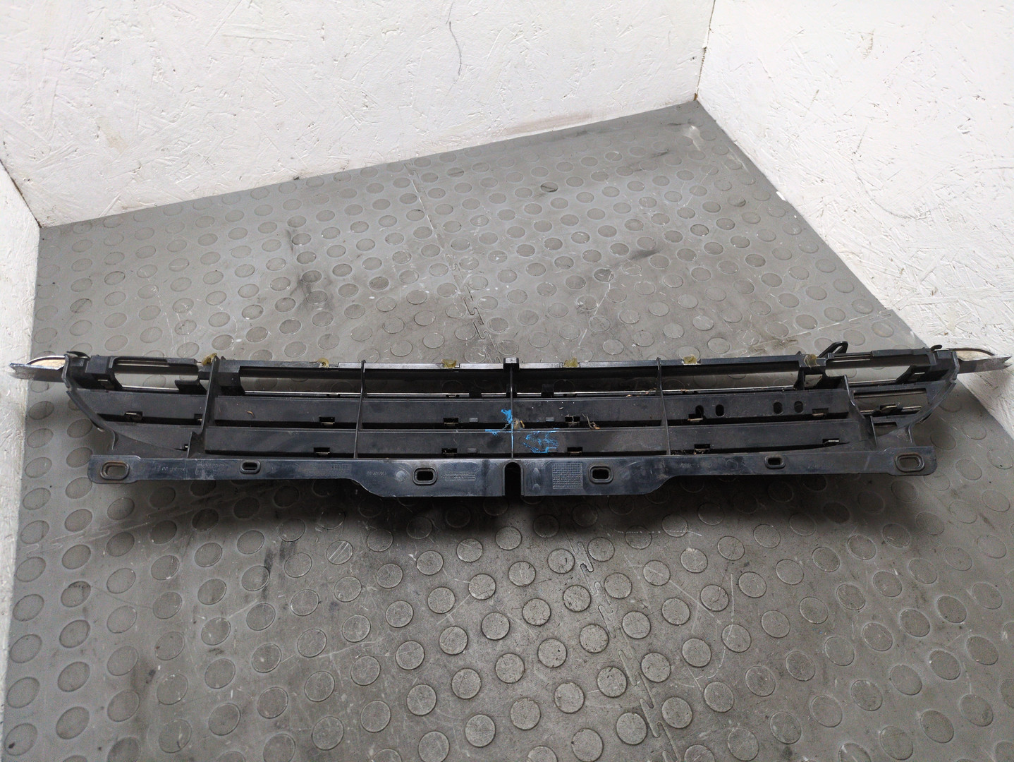 Решетка радиатора