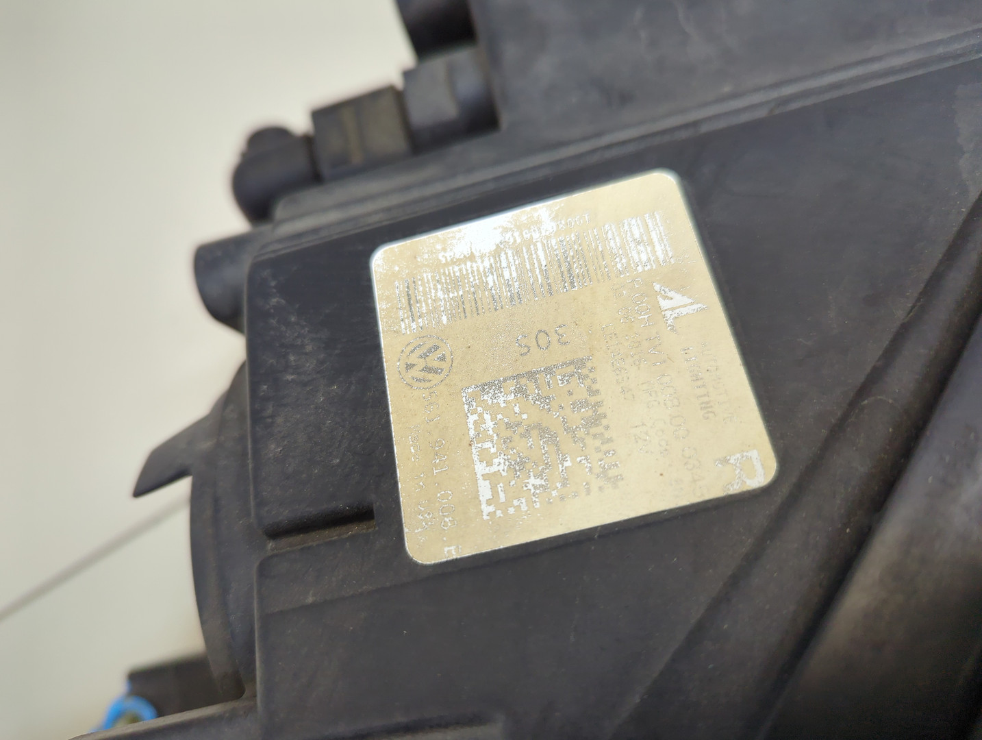 Фара правая