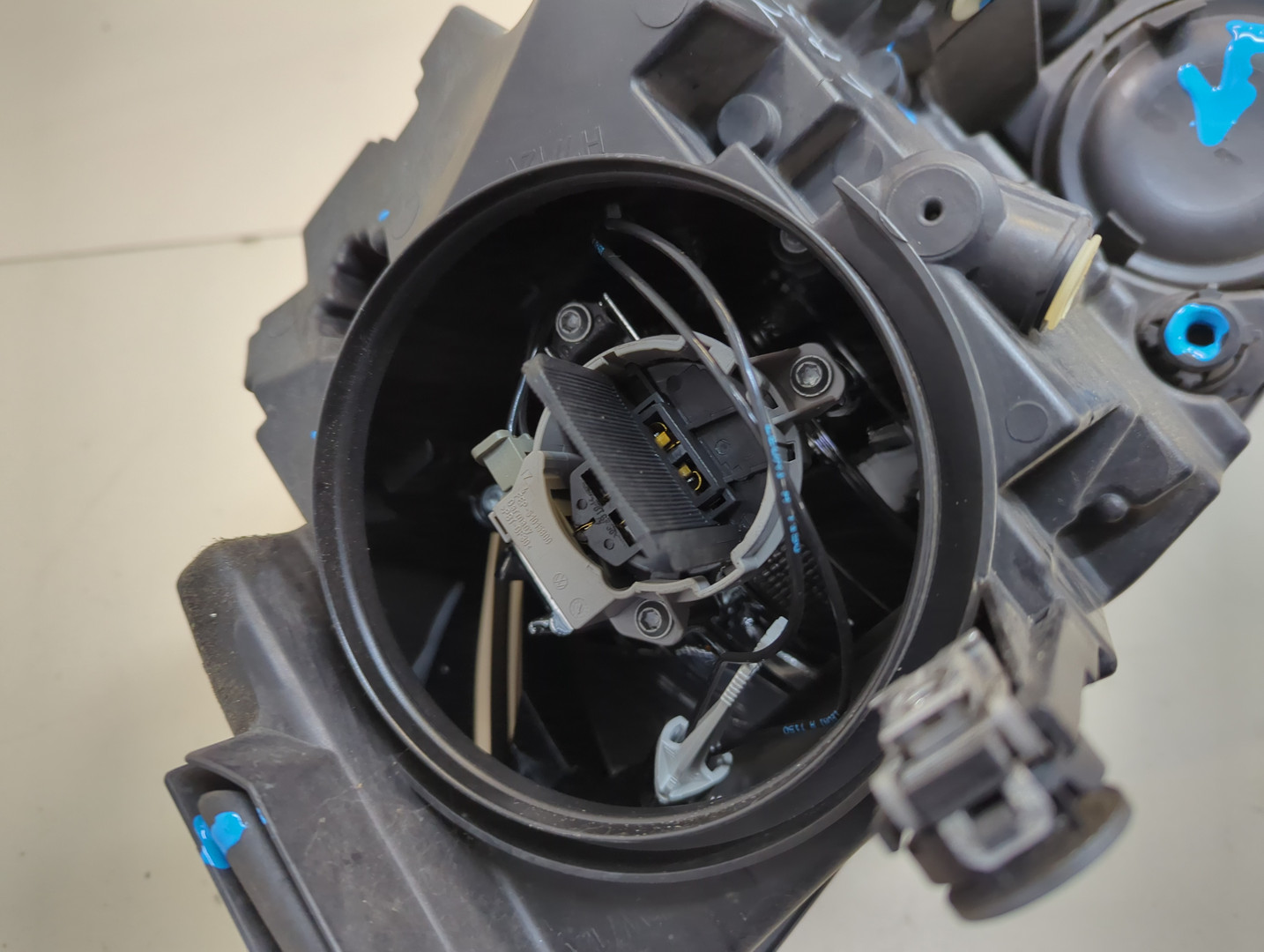 Фара правая