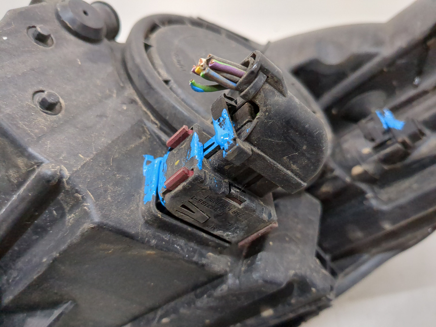 Фара правая