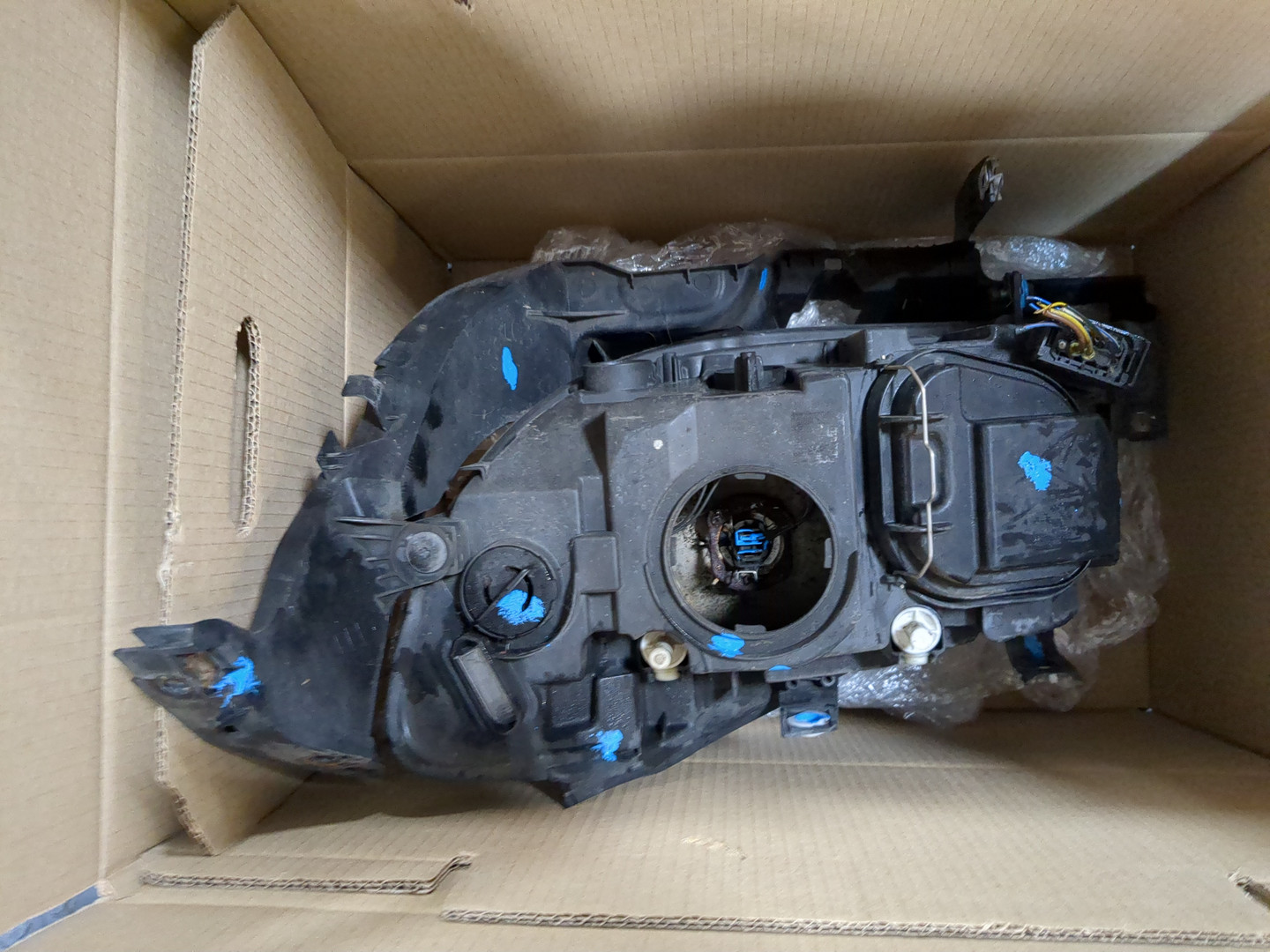 Фара правая