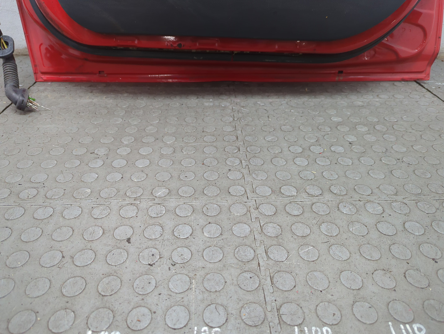 Дверь передняя правая