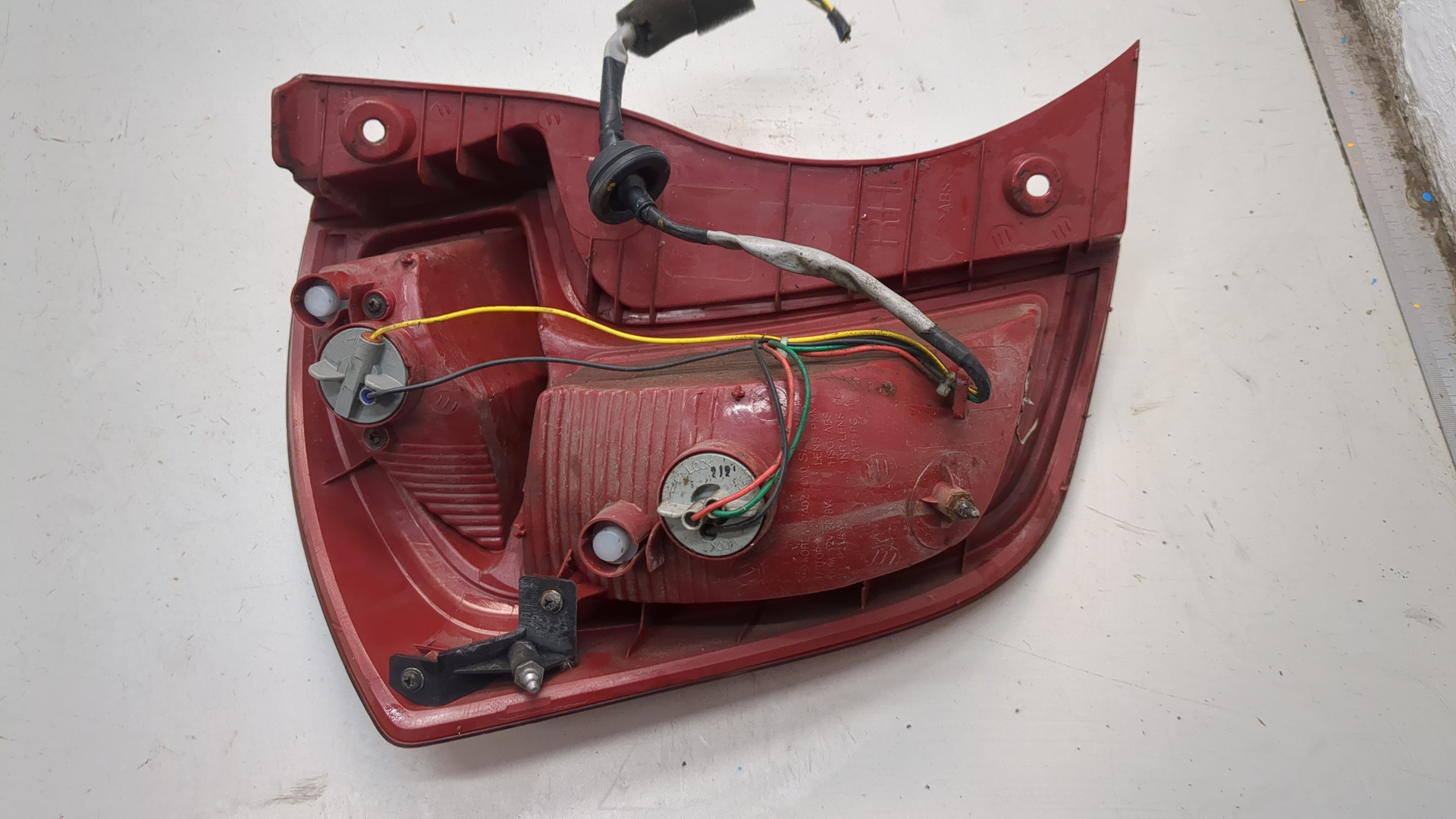 Фонарь задний правый