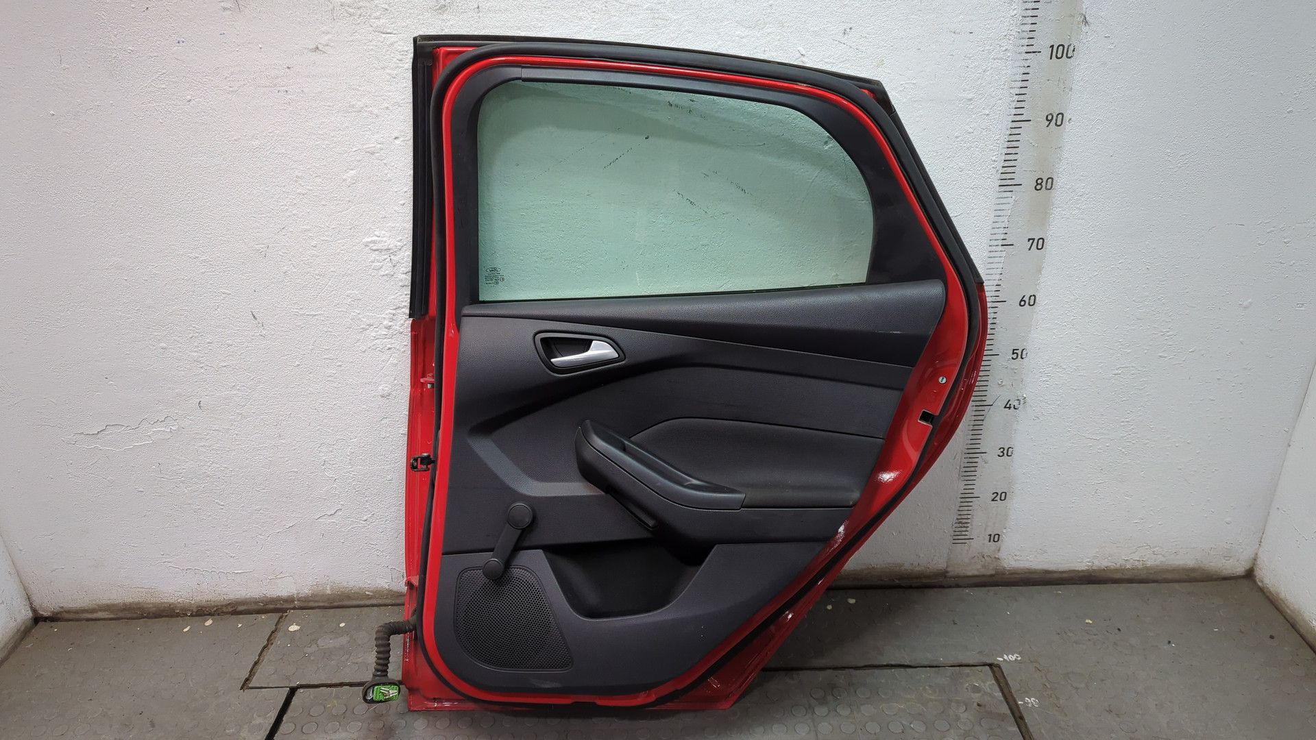 Дверь задняя правая