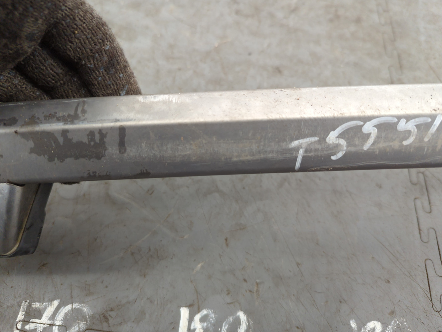 Рейлинг (релинг) правый (планка на крышу)