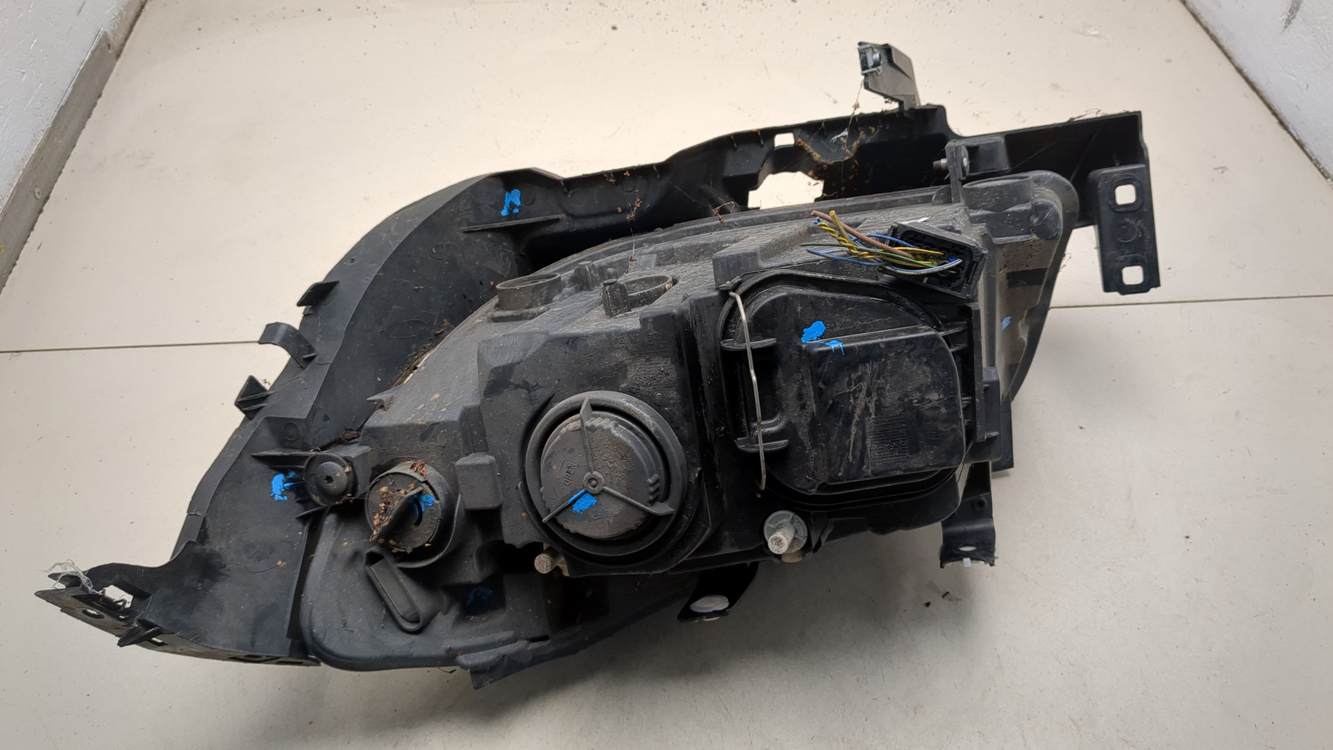 Фара правая