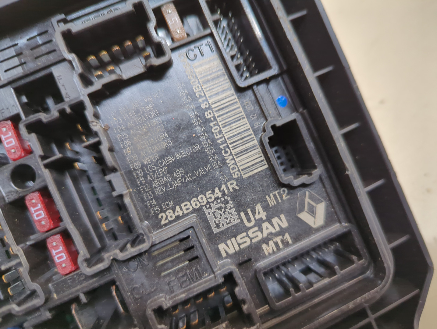 Блок предохранителей