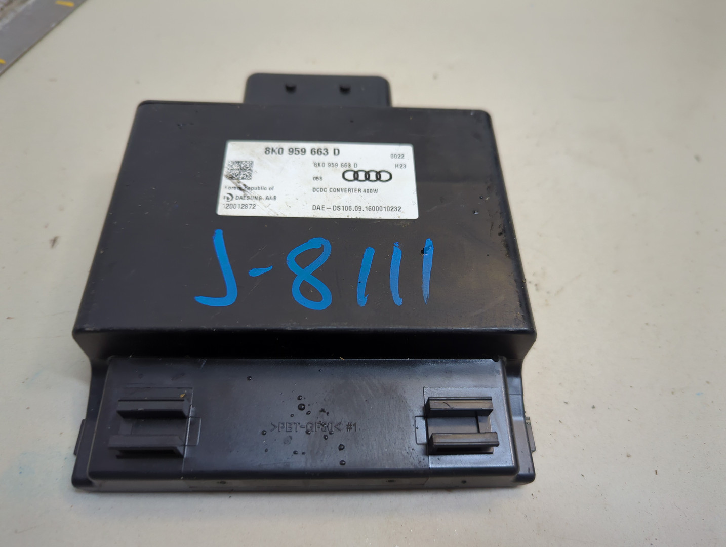 Преобразователь напряжения (адаптер)