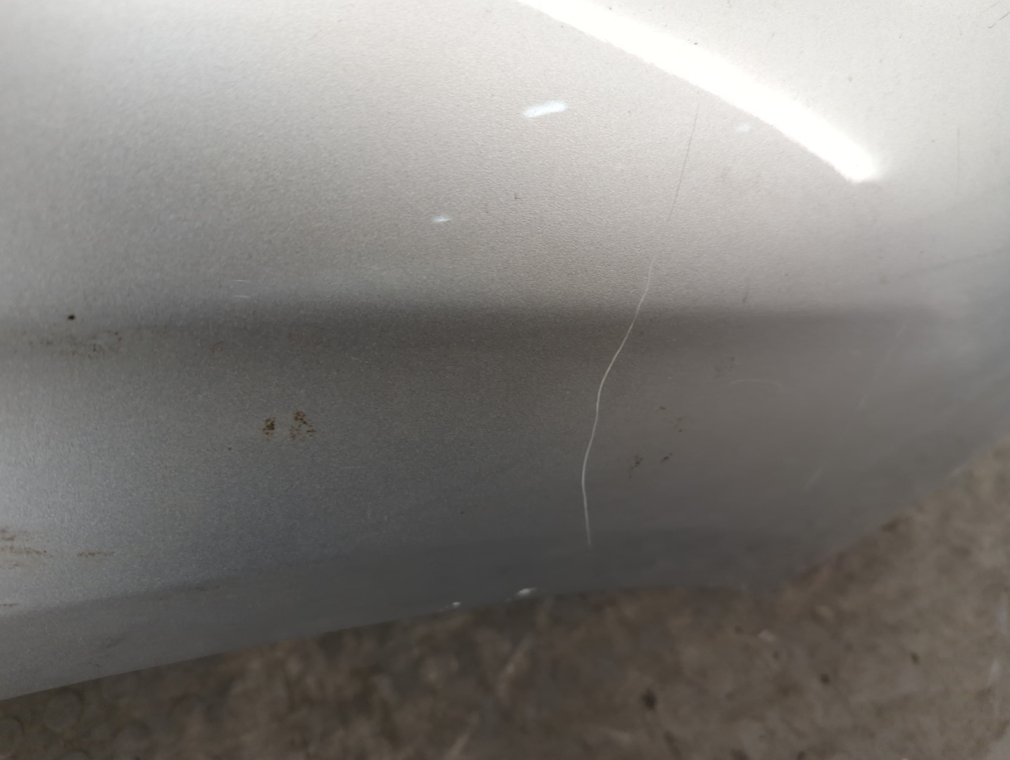 Крыло переднее правое