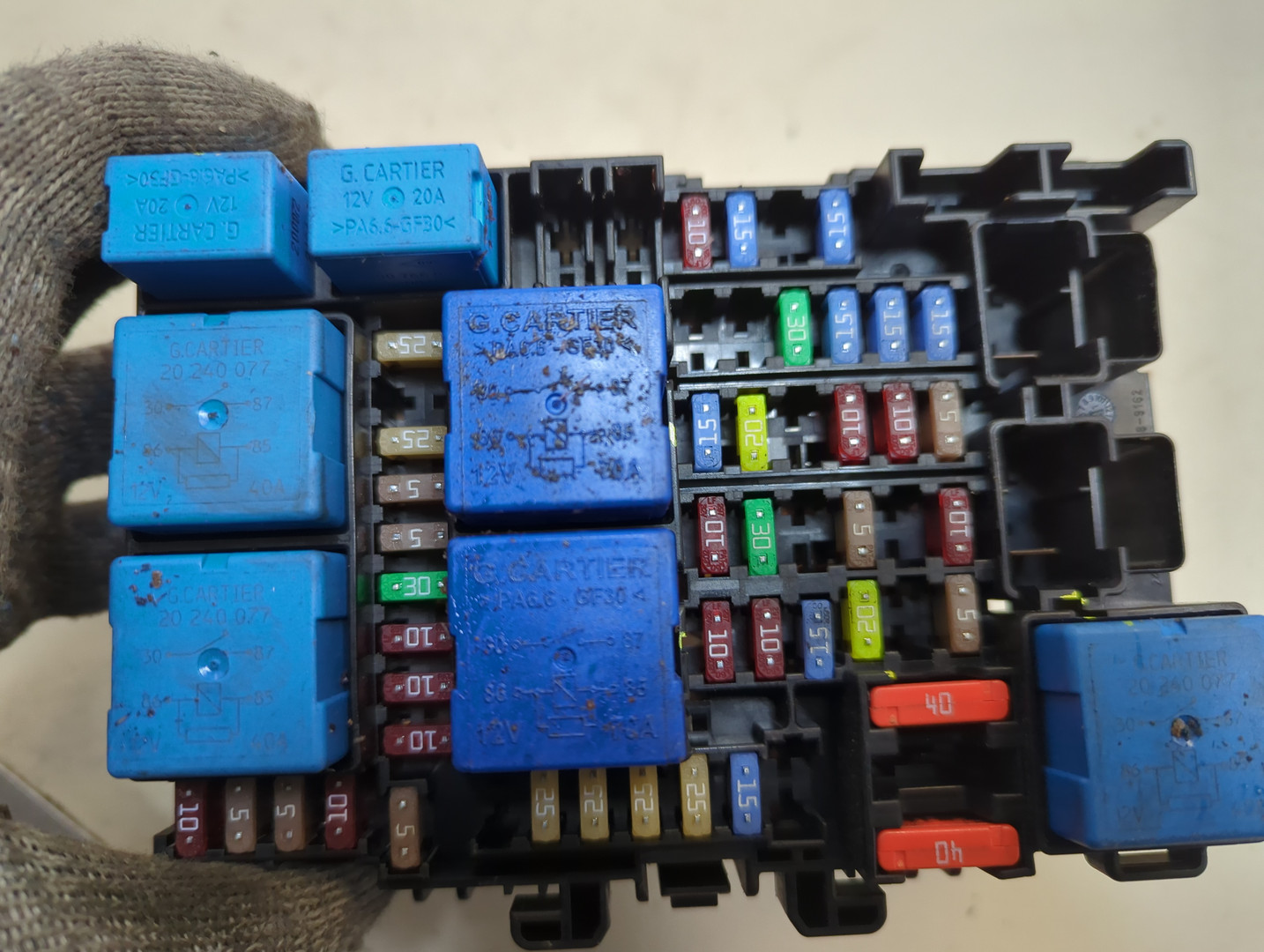 Блок предохранителей