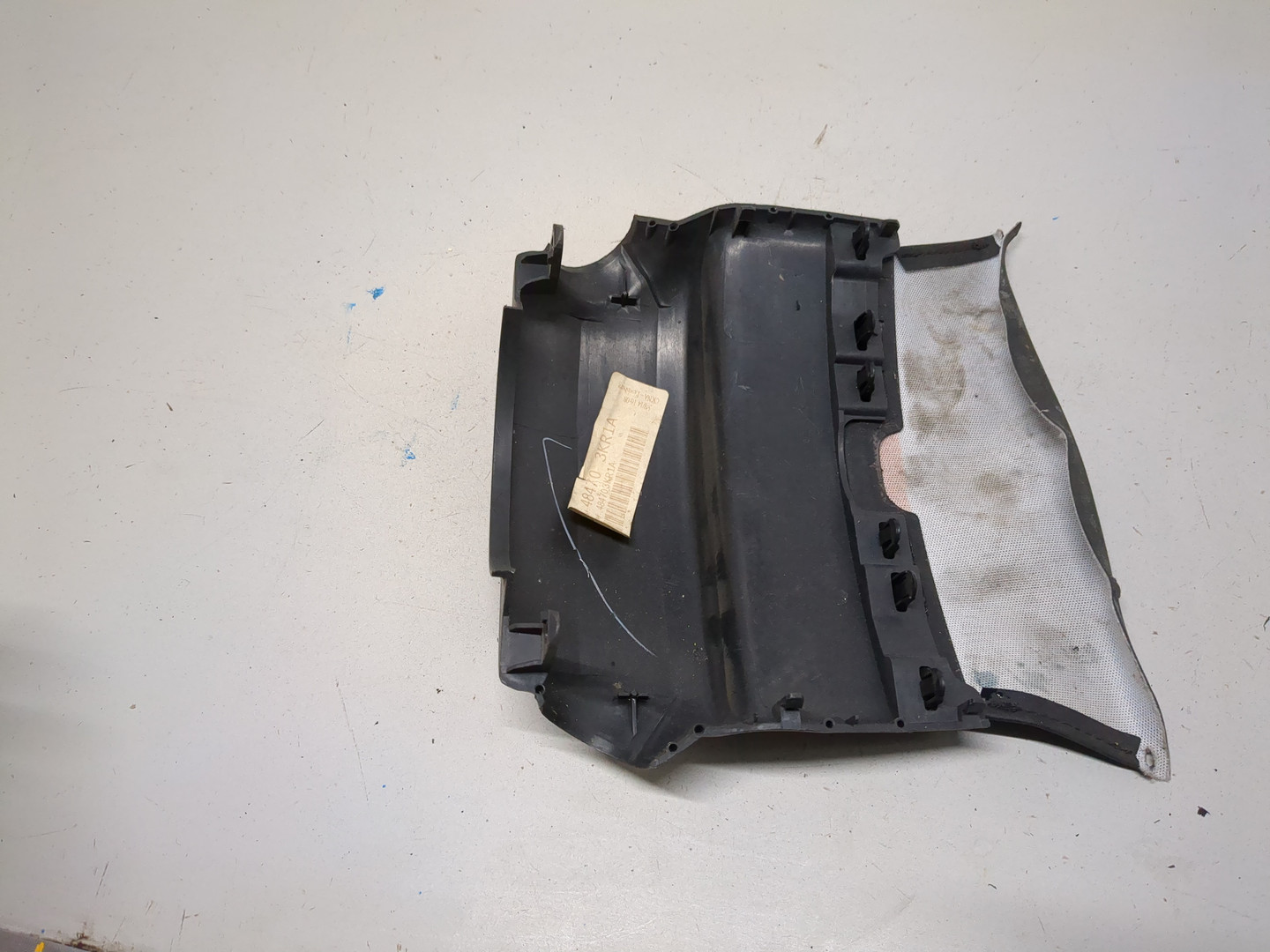 Кожух рулевой колонки