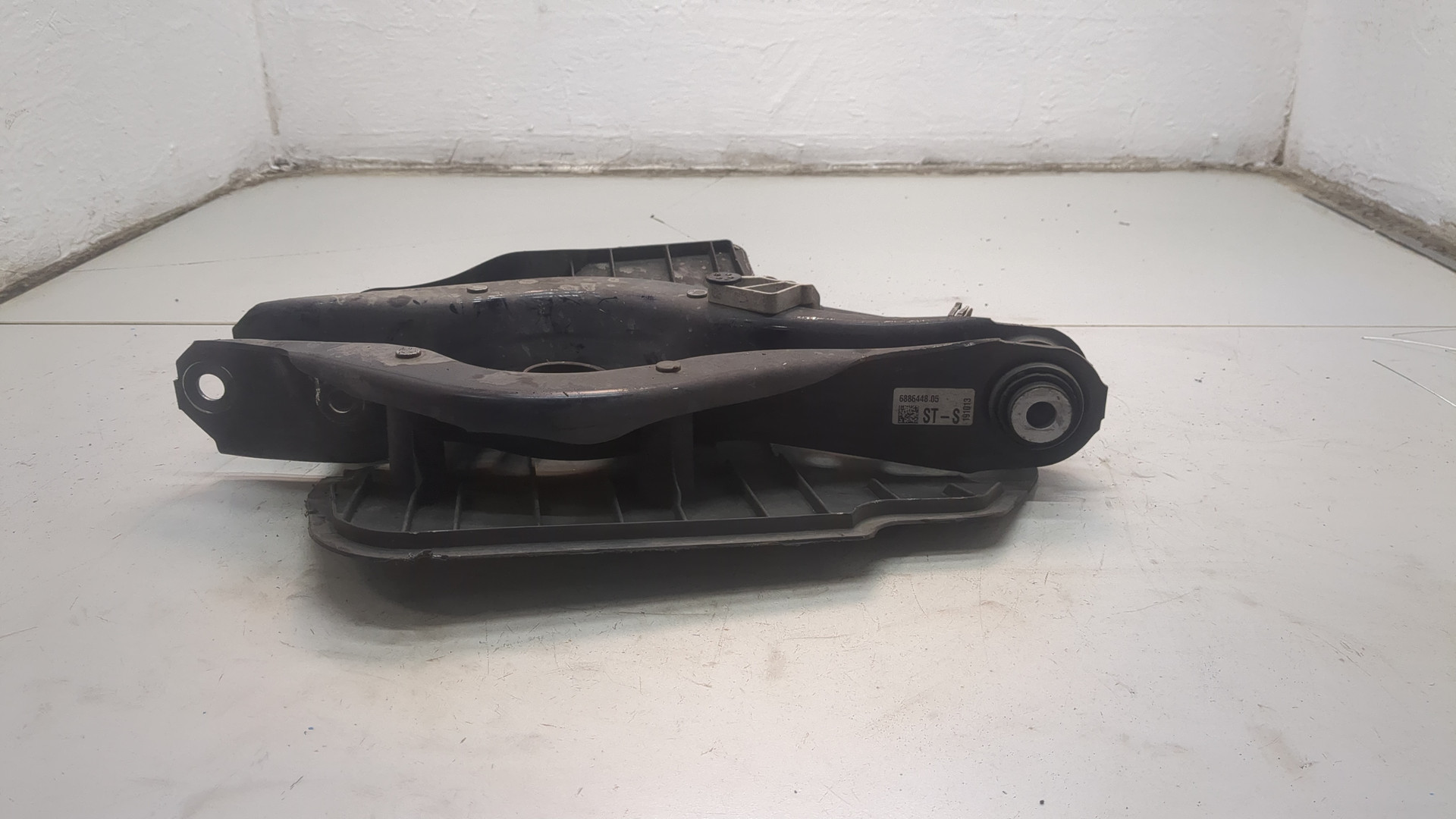 Рычаг задний