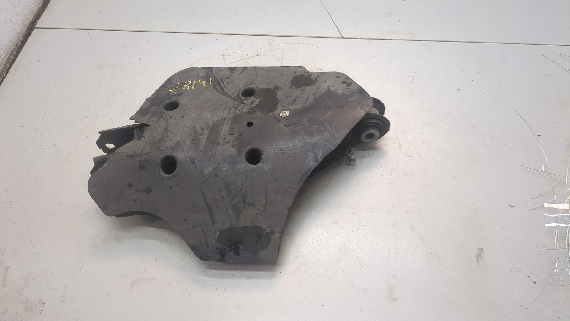 Рычаг задний