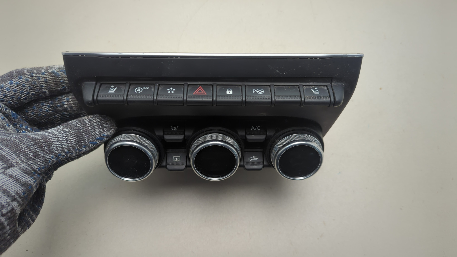 Переключатель отопителя