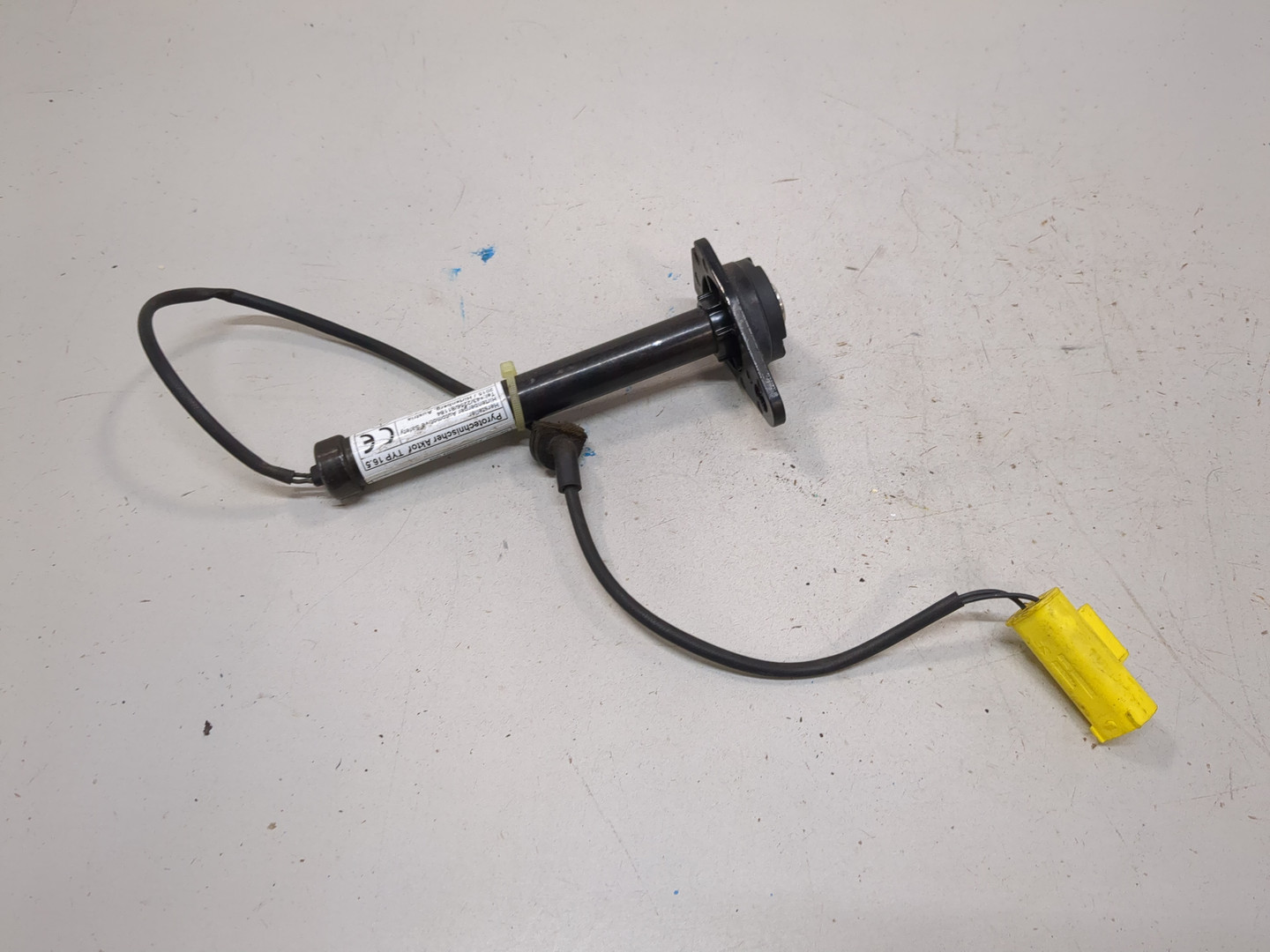 Пиропатрон