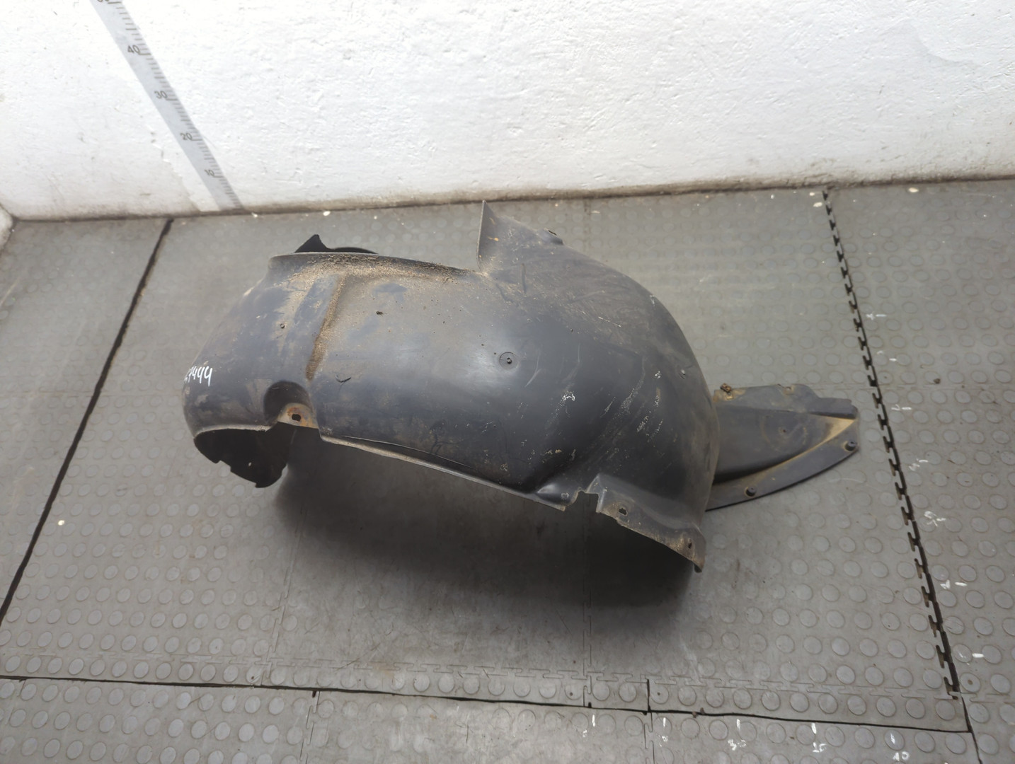 Локер передний правый