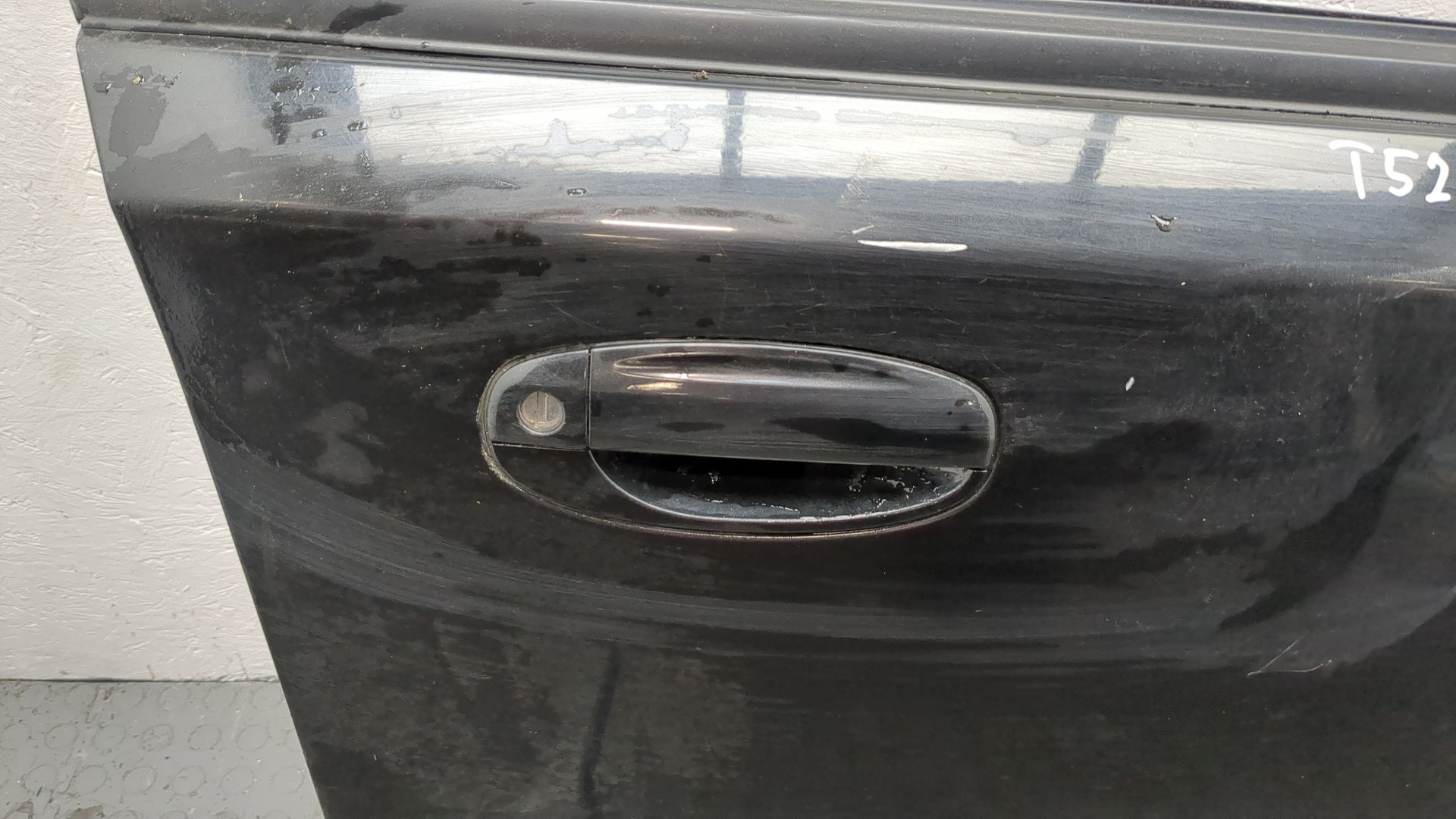 Дверь передняя правая