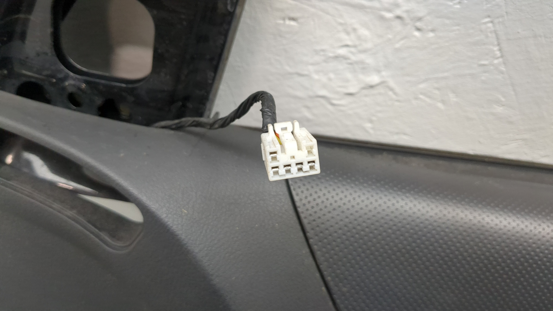 Дверь передняя правая