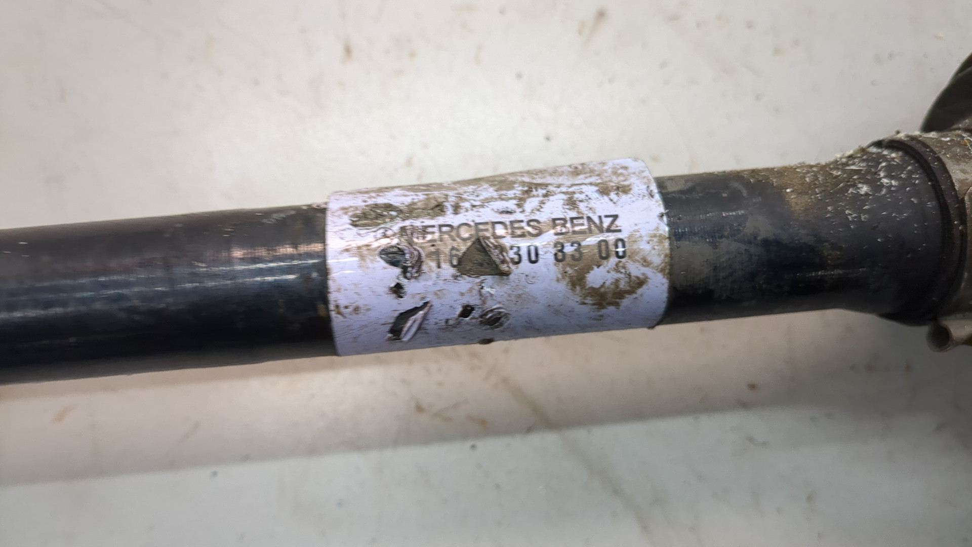 Полуось передняя левая