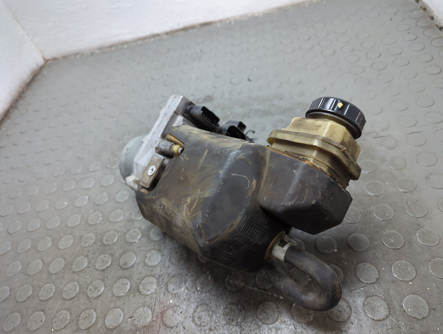 Насос ГУР (гидроусилитель руля)