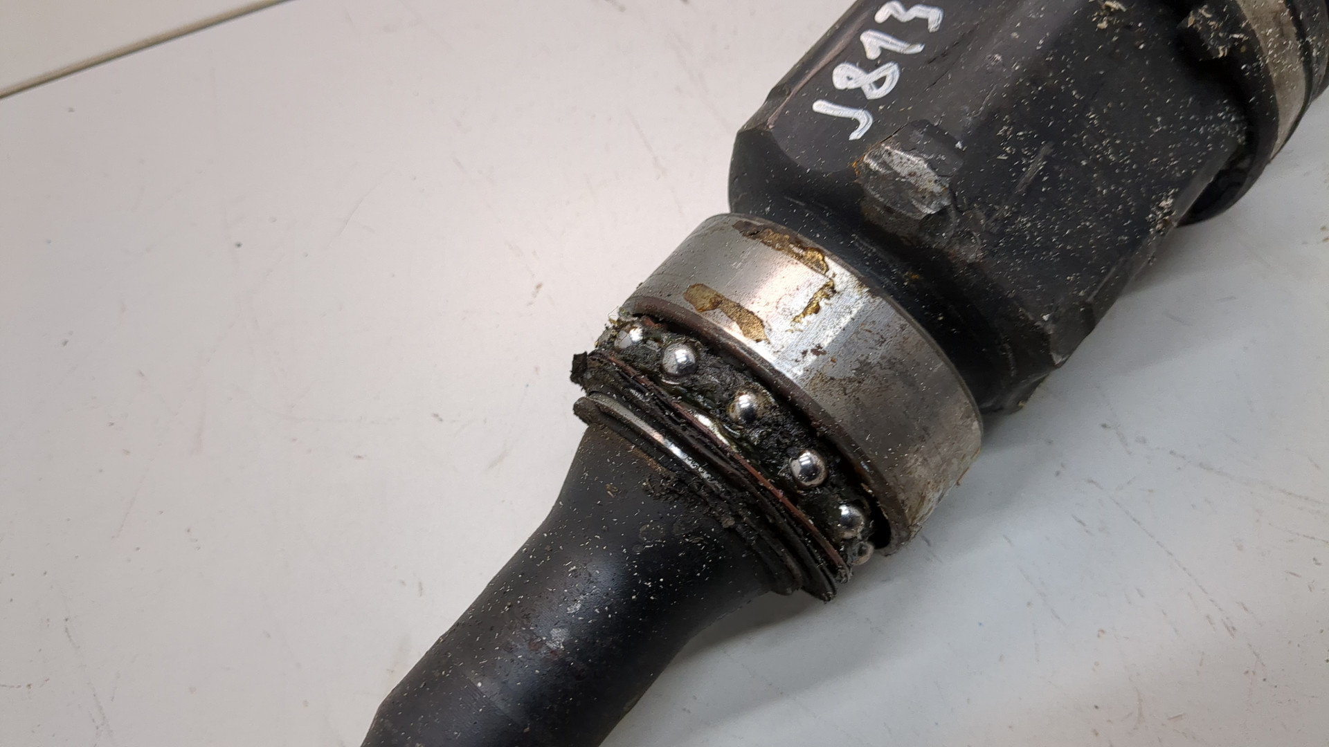 Полуось передняя правая