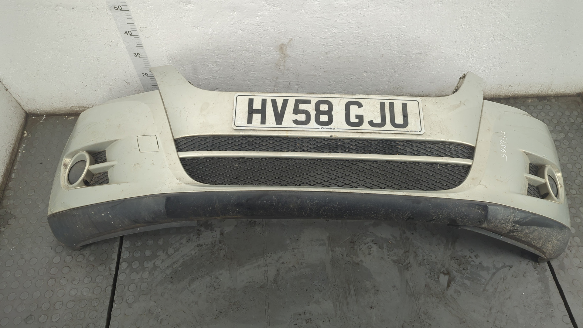 Бампер передний