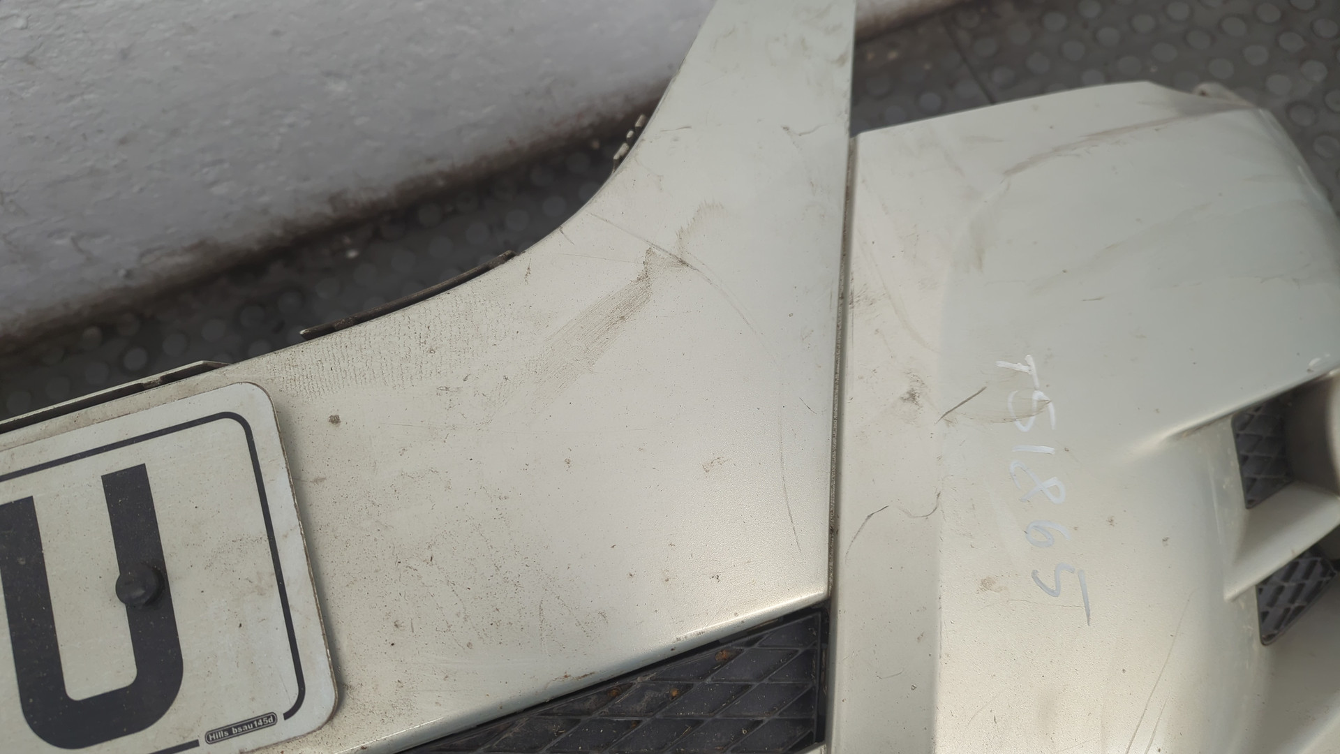 Бампер передний