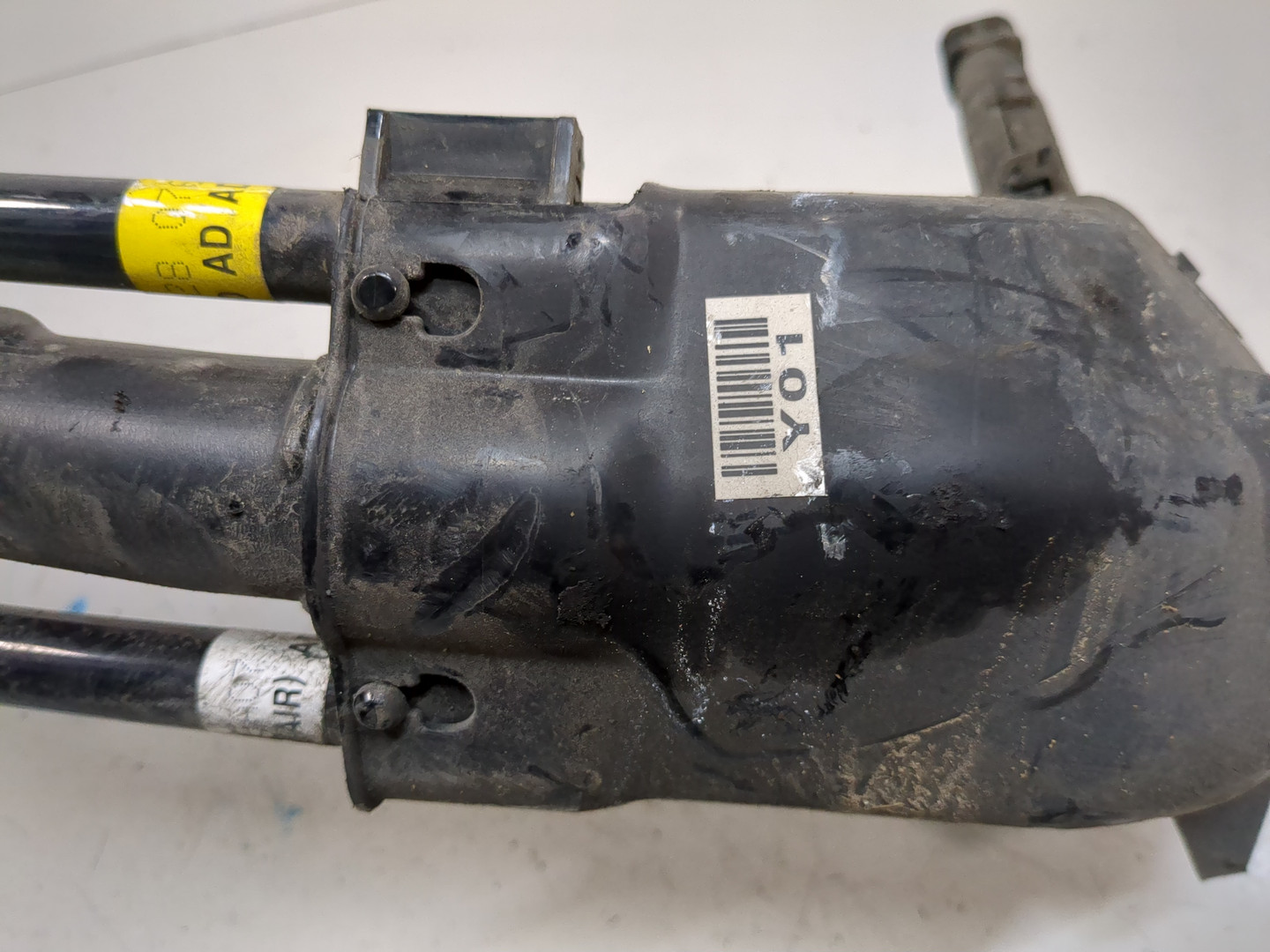 Горловина топливного бака