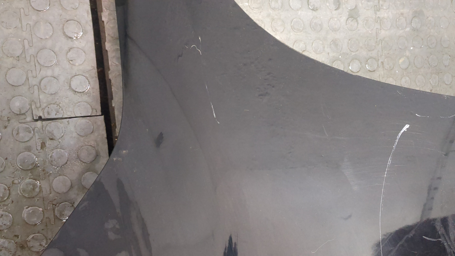 Дверь багажника